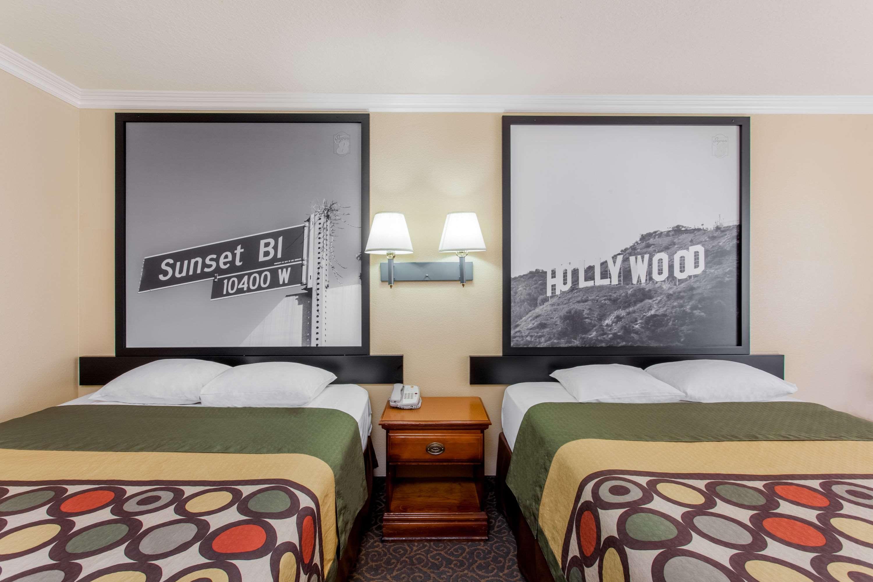 Super 8 By Wyndham Los Angeles Downtown Exterior foto